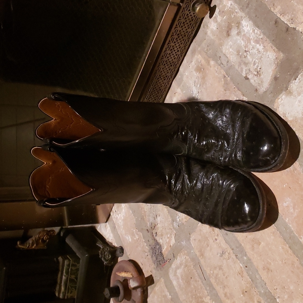 Lucchese Black Ostrich Roper
